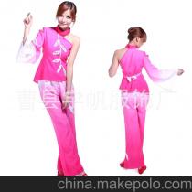 古典服裝供應鏈與市場指南 從批發采購到零售經營的策略解析